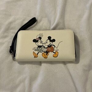 Disney Cream Wristlet with Mickey and Minnie